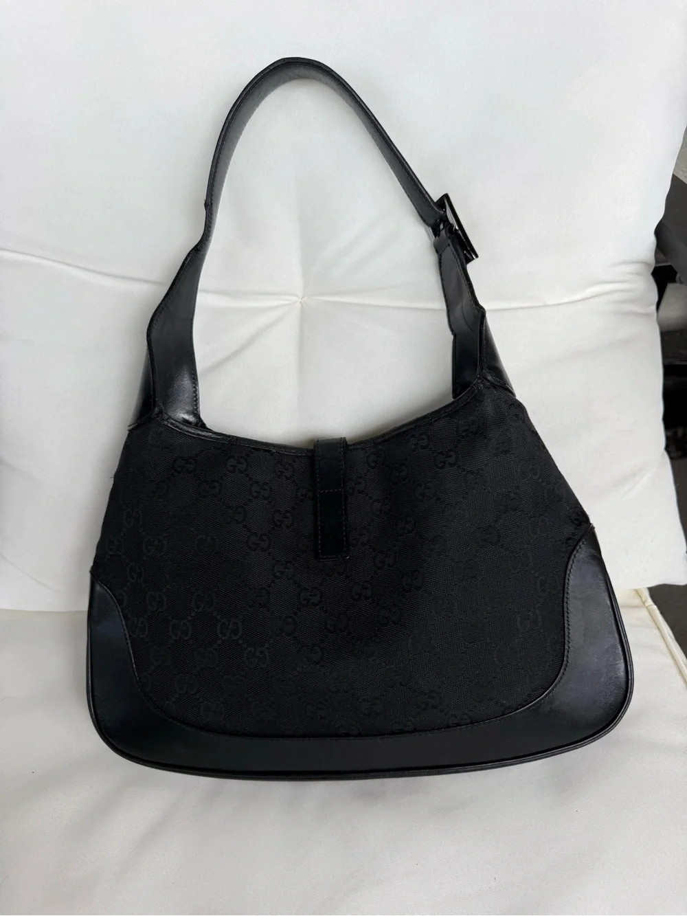 Black Vintage Gucci Jackie Logo Shoulder Bag